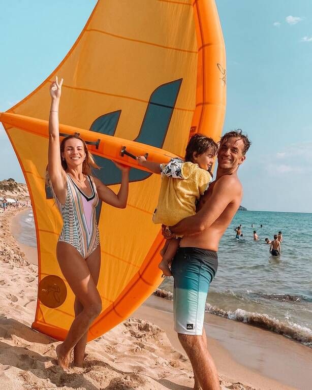 Μαρία Λουίζα Βούρου: "Family moments that last forever ✔️
#messinia #romanos #familygoals #fitnessmotivation #workout #kitesurfing"