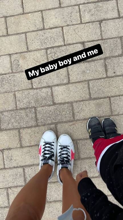  Σταματίνα Τσιμτσιλή: Μαγειρεύει αγκαλιά με τον γιο της - Υπέροχες φώτο