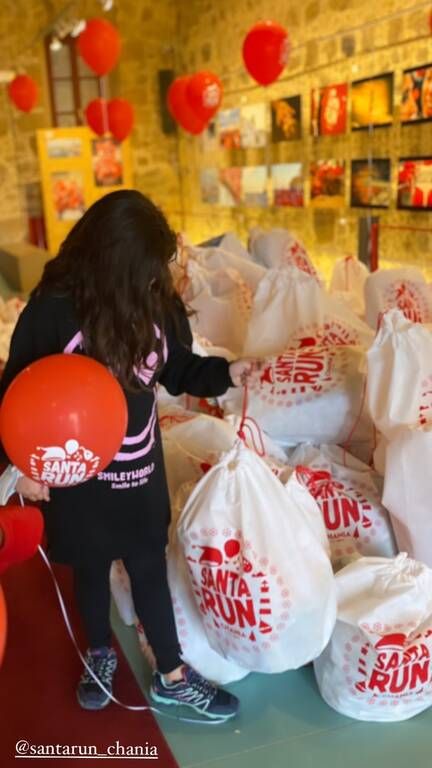 Κατερίνα Καραβάτου: Στα Χανιά με την κόρη και τον γιο της - Δείτε φώτο