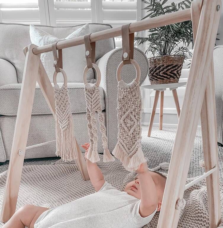 Instagram@ lelunacollective
