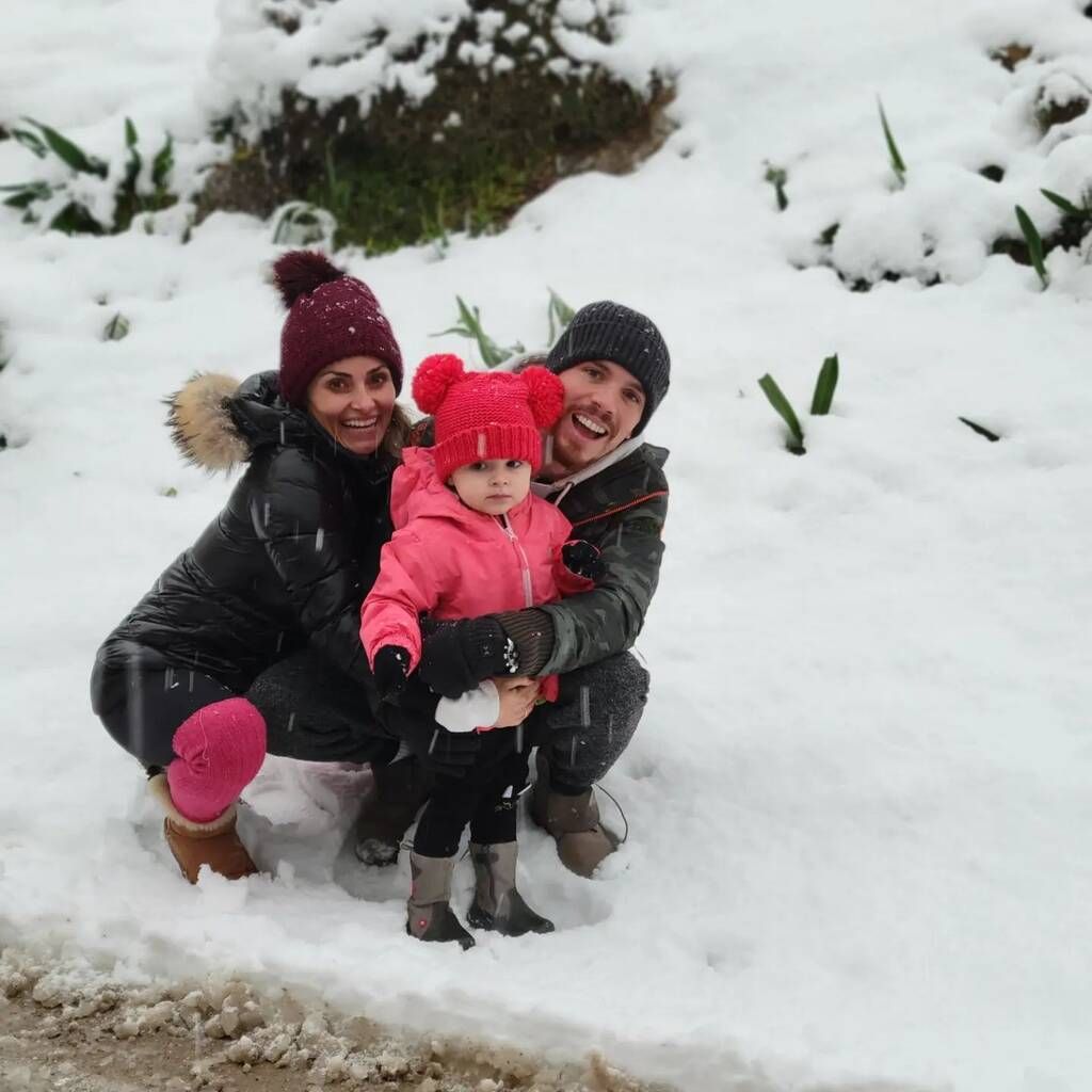 Λευτέρης Πετρούνιας: Ποζάρει με την κόρη του και η μικρή κλέβει τις εντυπώσεις με το ντύσιμό της 