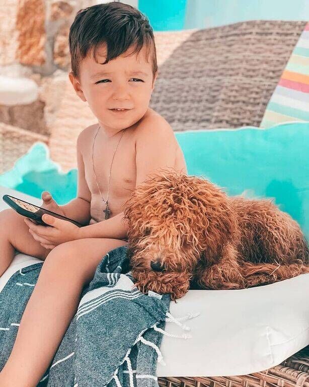 Να και μια φωτογραφία που δεν κάνει γκριμάτσα ο Νικήτας.