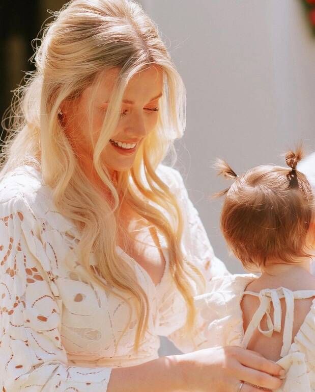 Μαμά και κόρη την ίδια μέρα.