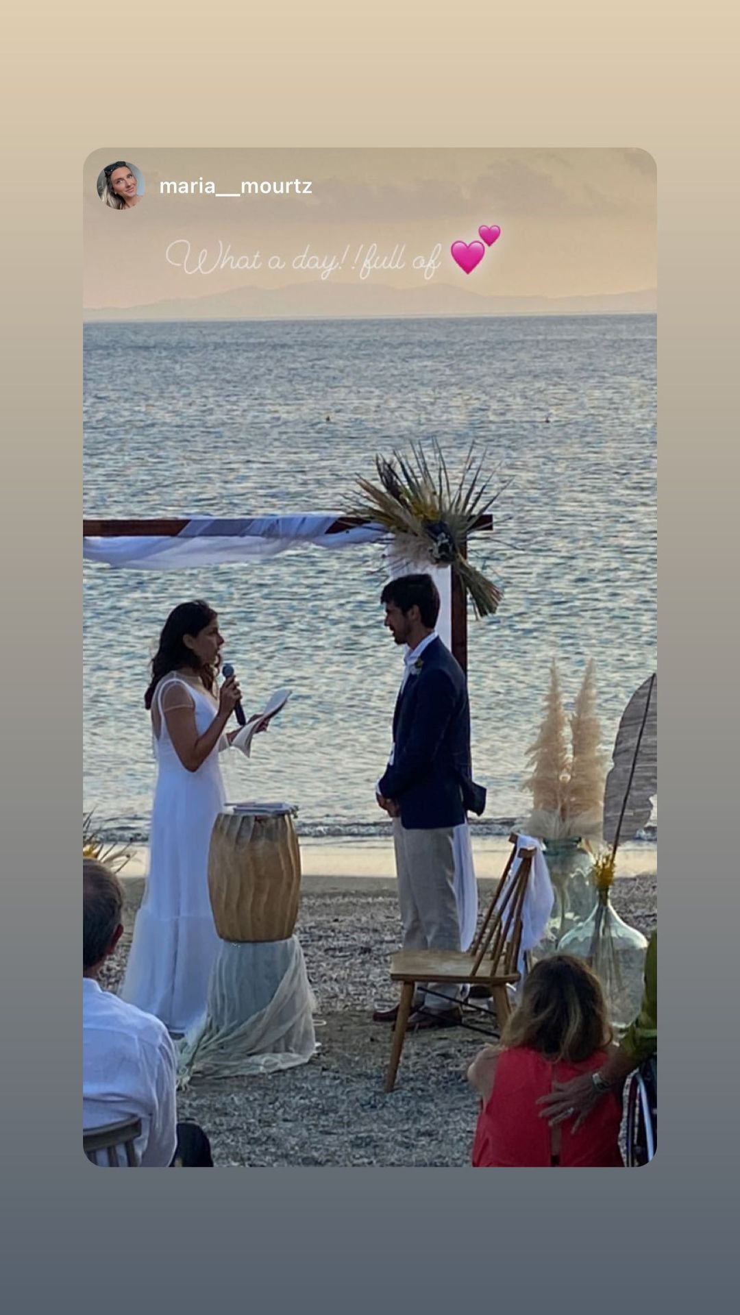 Instagram @ panadol_extra