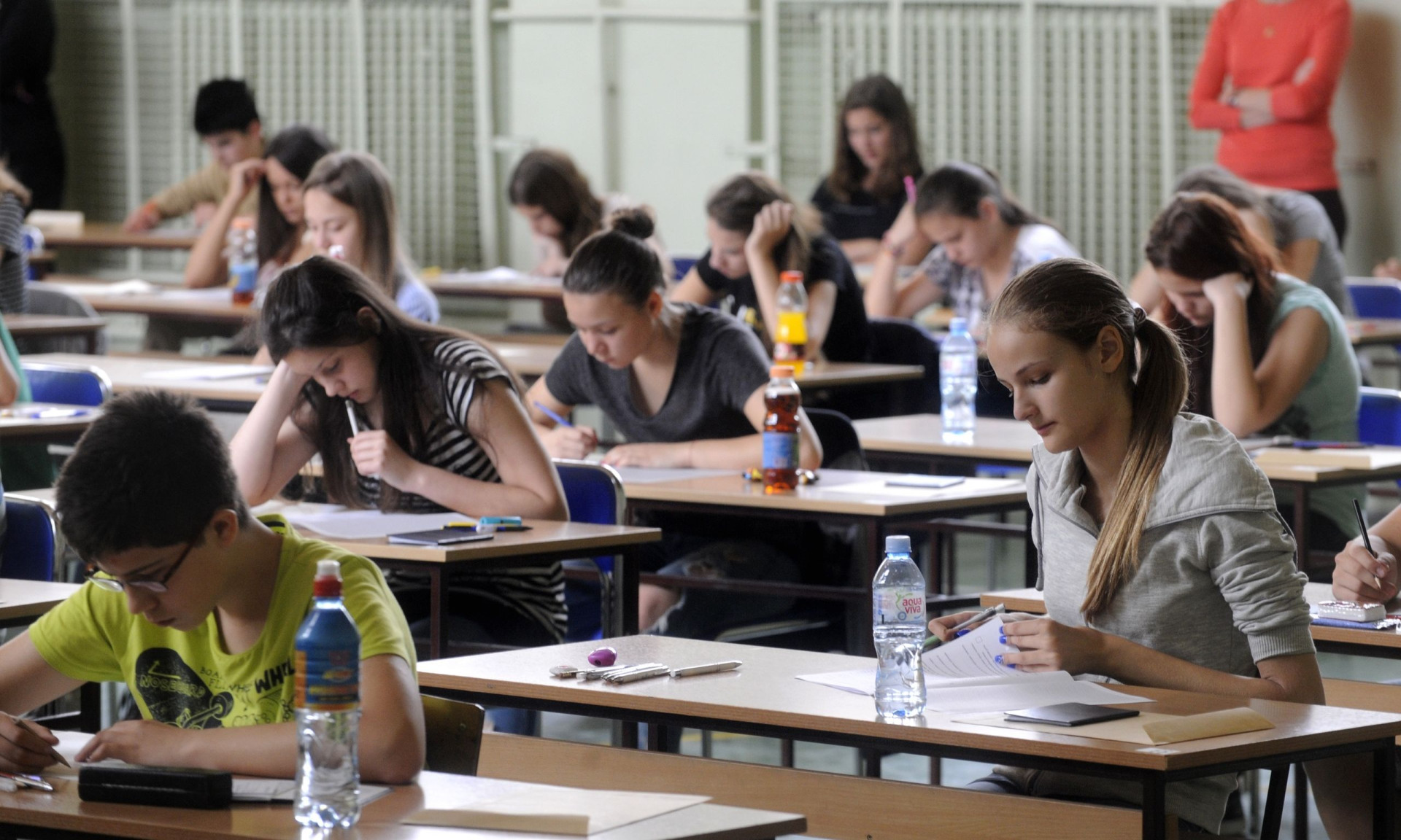 Πανελλήνιες: Όταν τα όνειρα και οι προσδοκίες των γονιών πέφτουν βαριά στους ώμους των παιδιών