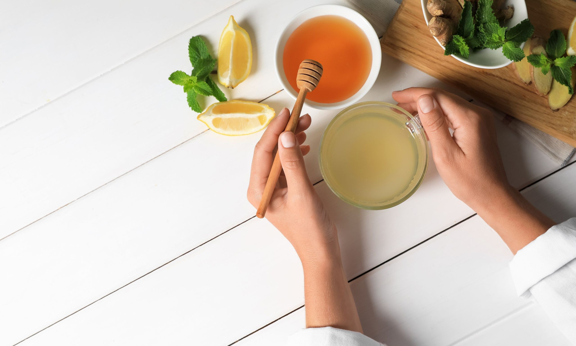 5 σπιτικά ροφήματα που θα σε βοηθήσουν να «ξεφουσκώσεις» από το φαγοπότι της 25ης Μαρτίου