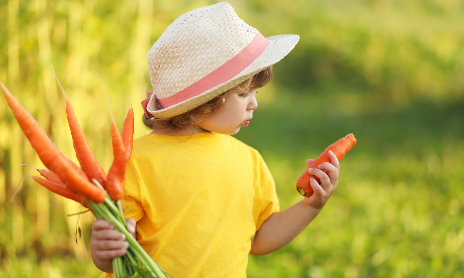Παιδιά και νηστεία: Eπηρεάζει ή όχι την ανάπτυξη των παιδιών η αλλαγή της διατροφής;