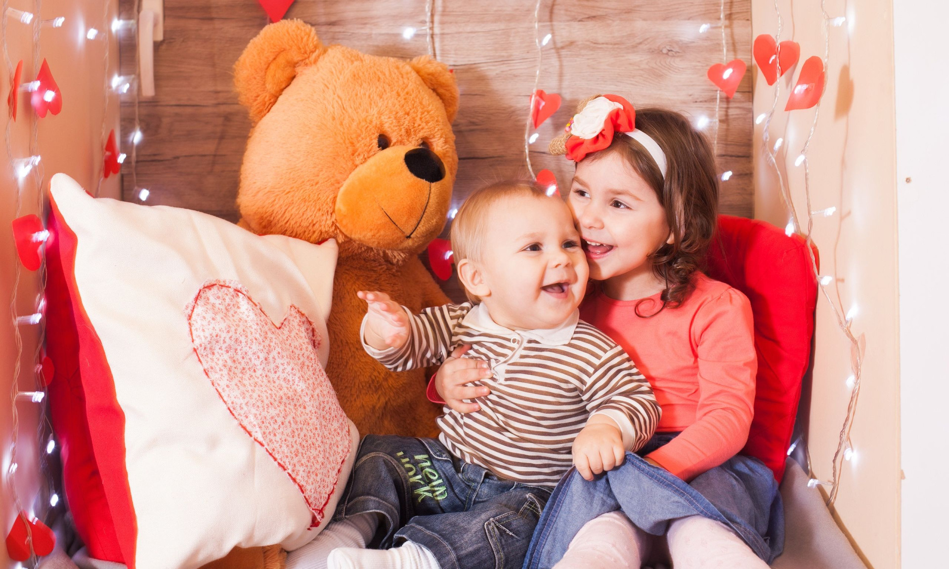 «Ποιος είναι ο  Άγιος Βαλεντίνος;» - Τι απαντάμε στα μικρά παιδιά