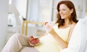 Τρεις λόγοι γιατί αισθανόμαστε πιο όμορφες στην εγκυμοσύνη