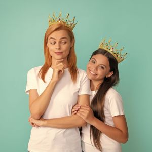 Κόμπλεξ ανωτερότητας: Τι κρύβεται πίσω από την αλαζονεία μεγάλων και μικρών