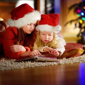 Η μαγεία των χριστουγεννιάτικων παραμυθιών: Τι μαθαίνουν τα παιδιά