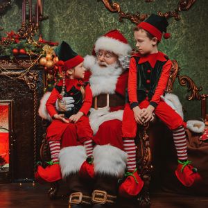 Ήρθε η ώρα να σταματήσουμε να πιέζουμε τα παιδιά για φωτογραφίες με τον Άη Βασίλη;