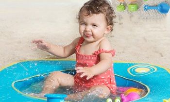 Πισίνα με παιχνιδάκια στην άμμο - Για ανέμελες στιγμές στην παραλία