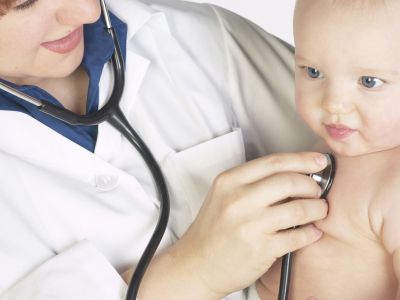 Πώς να επιλέξετε τον κατάλληλο παιδίατρο για τα παιδιά σας