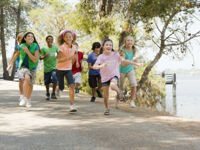 Πώς αντιδράτε όταν φεύγει για πρώτη φορά για κατασκήνωση το παιδί