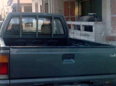 Απίστευτο: Γυναίκα στην Κόρινθο γέννησε σε καρότσα αυτοκινήτου!