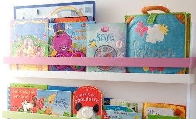 Φτιάξτε μια φανταστική πολύχρωμη θήκη για βιβλία από… παλέτες!