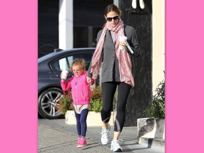 Το ασορτί casual look της Seraphina Affleck