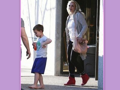 Η Britney Spears και ο ξυπόλητος πρίγκηπάς της!