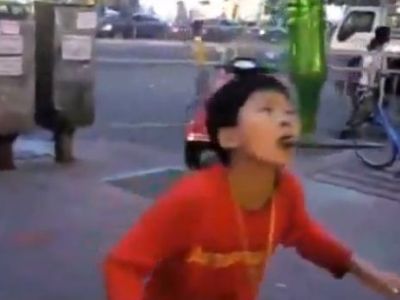 Ταλαντούχα παιδιά στα πεζοδρόμια της Κίνας