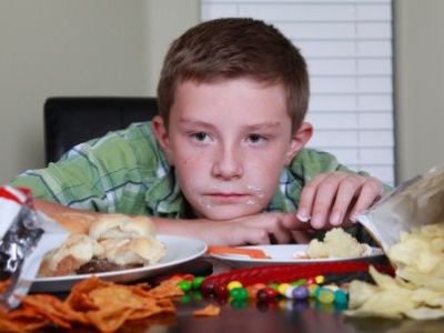 Πώς θα κάνω το παιδί μου να αποφύγει το junk food;