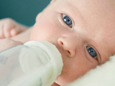 Πώς αντιμετωπίζεται η γαστροοισοφαγική παλινδρόμηση των βρεφών;