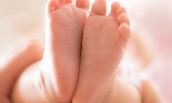 Πρόσφατη έρευνα δείχνει ότι τα βρέφη αντιδρούν σε εξωτερικά ερεθίσματα από τον 5ο μήνα!