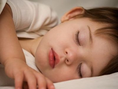 Πώς μπορώ να προστατεύσω το μωρό μου από το σύνδρομο του αιφνίδιου θανάτου;