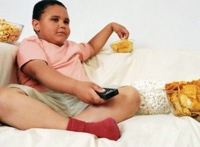 Η κατανάλωση πρόχειρων φαγητών προκαλεί άσθμα και αλλεργίες!