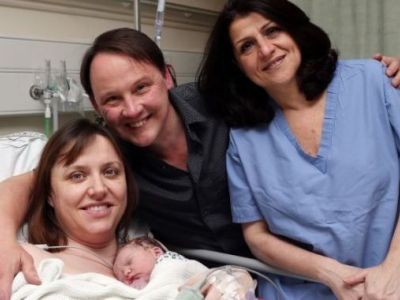 Γεννήθηκε το πρώτο μωρό με την επαναστατική μέθοδο εξωσωματικής με... ψηφιακή φωτογράφηση!