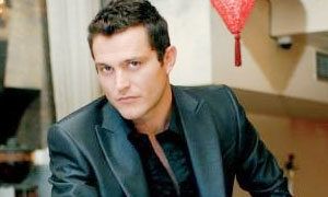 Γιώργος Καραμίχος: Τι τον αγχώνει στην ανατροφή της έφηβης κόρης του;