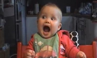 «Κάνε μου φατσάκια…» (βίντεο)