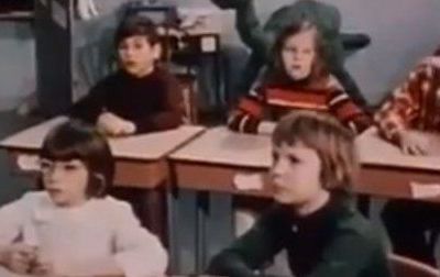 Απίστευτο βίντεο: Δασκάλα κάνει τους μαθητές της να μισήσουν ο ένας τον άλλον για καλό σκοπό!