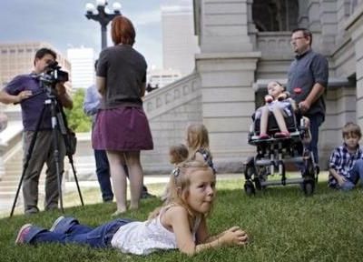 Διαφυλικό εξάχρονο κοριτσάκι δικαιώθηκε από τον νόμο όταν οι καθηγητές του απαγόρευσαν να πηγαίνει σε γυναικεία τουαλέτα!