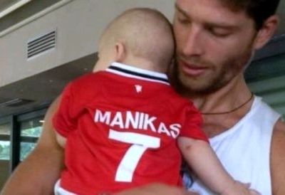Ο Γιώργος Μανίκας με τον ποδοσφαιριστή γιο του!