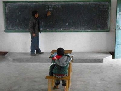 Ο μοναδικός μαθητής σε ολόκληρο σχολείο!