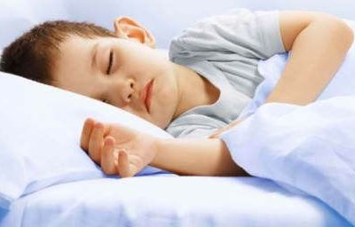 4 + 1 tips για να κάνετε εύκολο τον μεσημεριανό ύπνο του παιδιού!