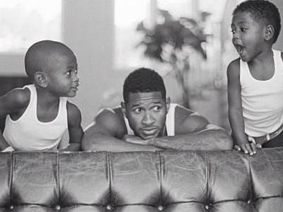 Ο Άσερ ευχαριστεί δημόσια τους ανθρώπους που έσωσαν τον γιο του από πνιγμό!