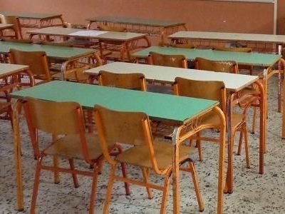 Εγκαίνια σε 41 σχολεία -  Σε ολοκαίνουργια θρανία οι μαθητές τη νέα σχολική χρονιά!