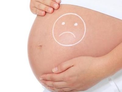 BBC: Ο κίνδυνος κατάθλιψης ξεκινά από τη μήτρα