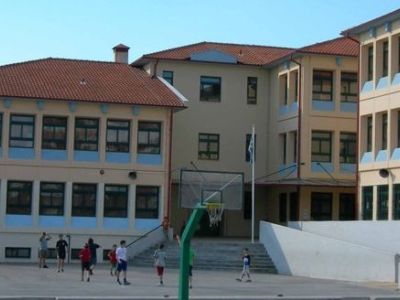 Υπουργείο παιδείας: Απουσιολόγιο και για καθηγητές!