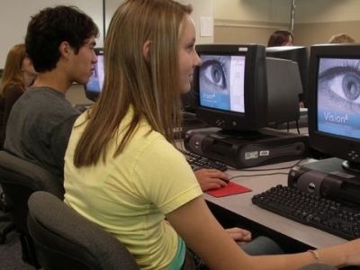 Δωρεάν η φοίτηση στα Δημόσια ΙΕΚ! Δείτε πού και πώς μπορείτε να κάνετε την αίτηση!