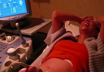 Δείτε την αντίδραση εγκύου όταν μαθαίνει από τη γιατρό της ότι περιμένει δίδυμα! (βίντεο)