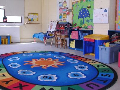 700 κενές θέσεις στο δημοτικό βρεφοκομείο Αθηνών. Δείτε τη λίστα!