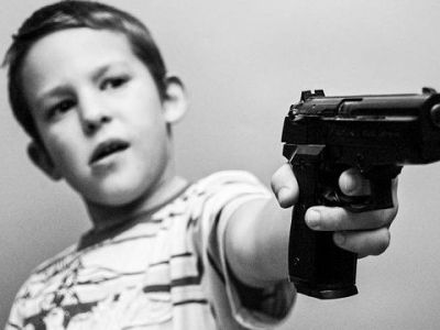 11χρονος συνελήφθη γιατί ήθελε να σκοτώσει συμμαθητή του με όπλο