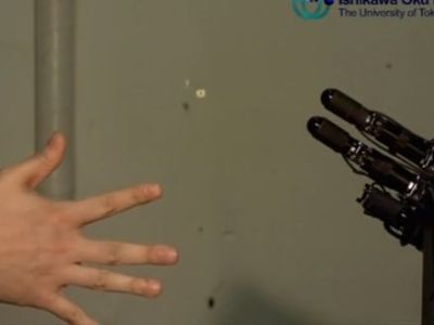Ιαπωνικό ρομπότ κερδίζει πάντα στο παιδικό παιχνίδι Πέτρα-Μολύβι-Ψαλίδι-Χαρτί (βίντεο)