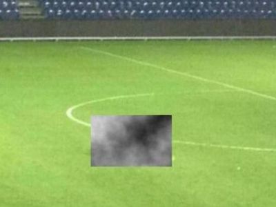 Βρε τι γίνεται στα γήπεδα... (βίντεο)