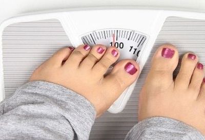 «Δεν μου αρέσει το σώμα μου». Τι να κάνουμε, όταν το παιδί μας είναι δυσαρεστημένο με την εμφάνισή του;