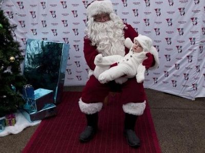 Ο πατέρας που θέλει να δει τον 5χρονο γιο του να χαμογελά ξανά για τα Χριστούγεννα