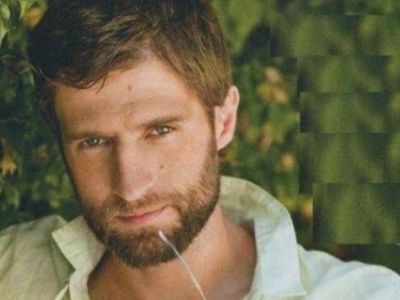 Για τρίτη φορά θα γίνει μπαμπάς ο Μάξιμος Μουμούρης! (φωτογραφίες)